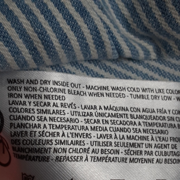 NWT Striped Jean Jacket Size Medium - Picture 16 of 16